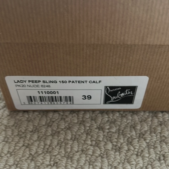 Nice shoes - Picture 5 of 6